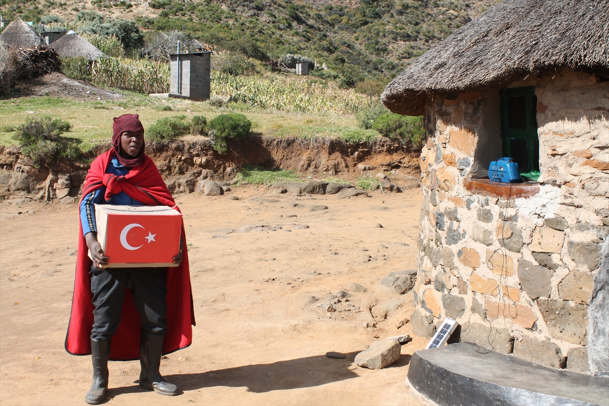 TİKA'dan Lesotho'da 700 aileye gıda yardımı