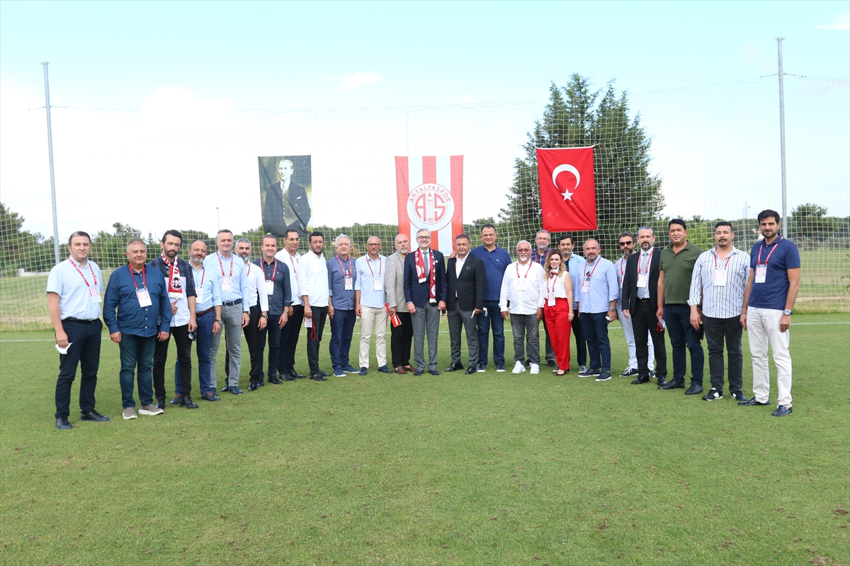 Antalyaspor Kulübü Derneğinin başkanlığına Emin Kemal Hesapçıoğlu seçildi