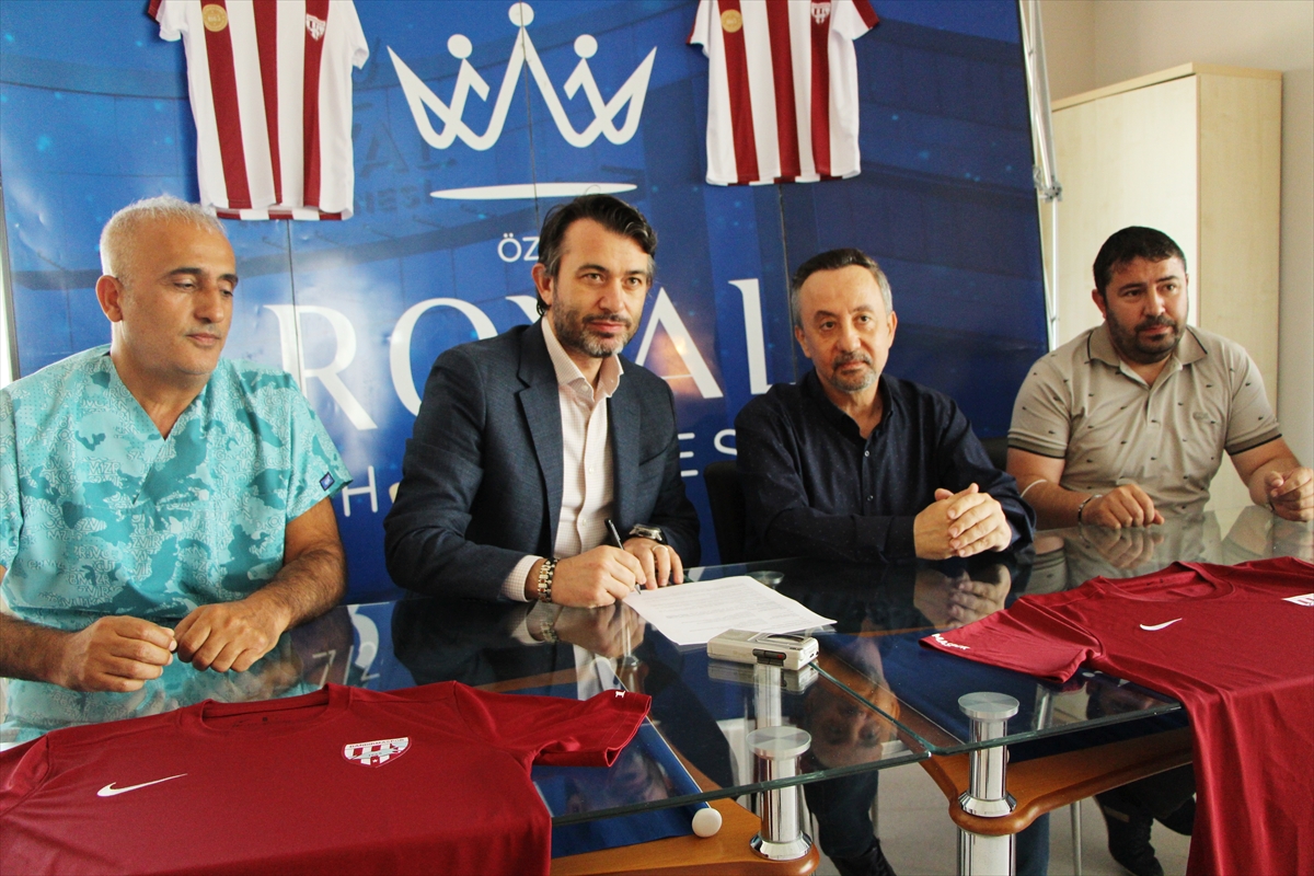 Bandırmaspor, Royal Hastanesi ile isim sponsorluğu sözleşmesini yeniledi