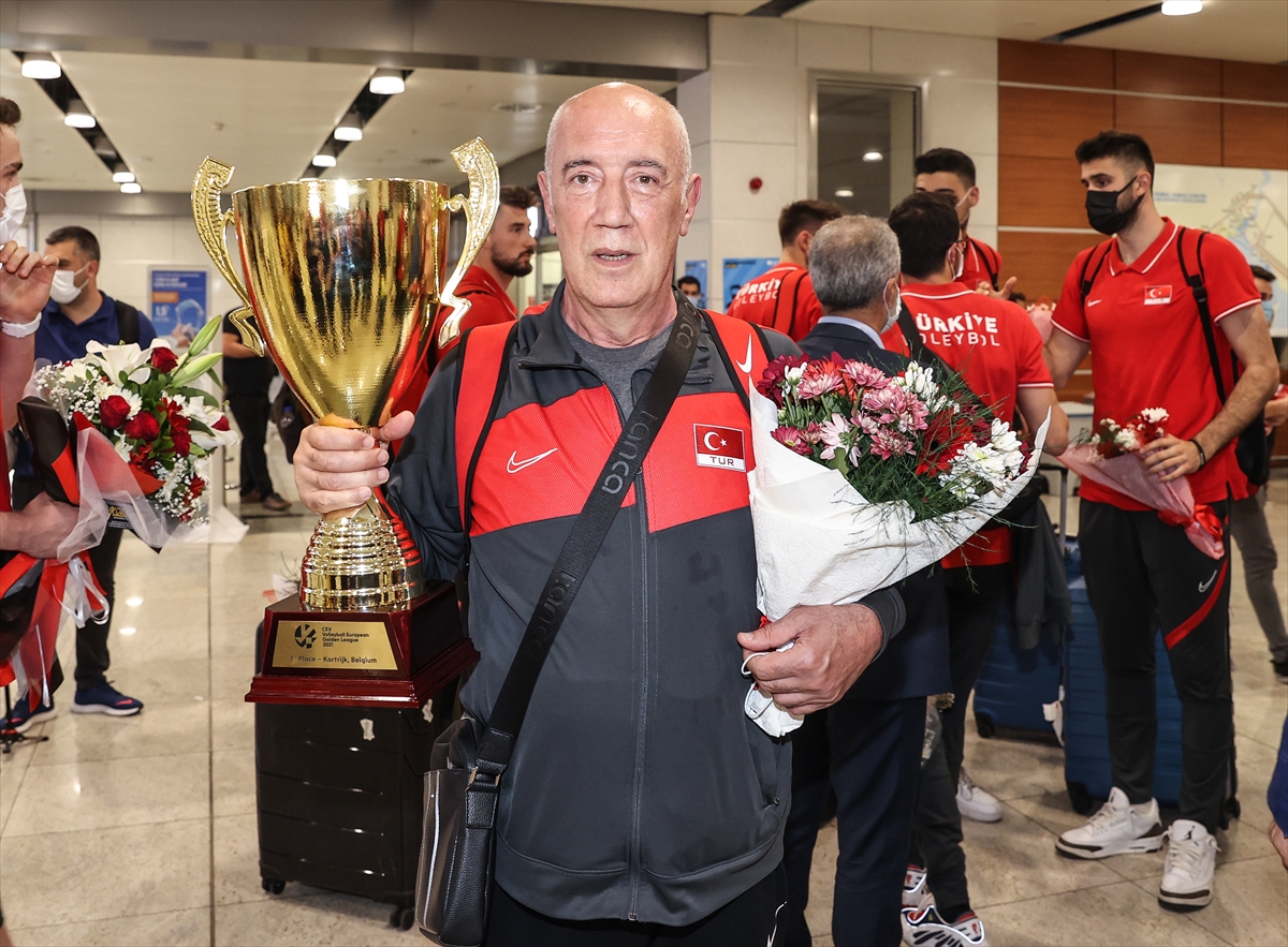 CEV Avrupa Altın Ligi'nde şampiyon olan A Milli Erkek Voleybol Takımı, yurda döndü