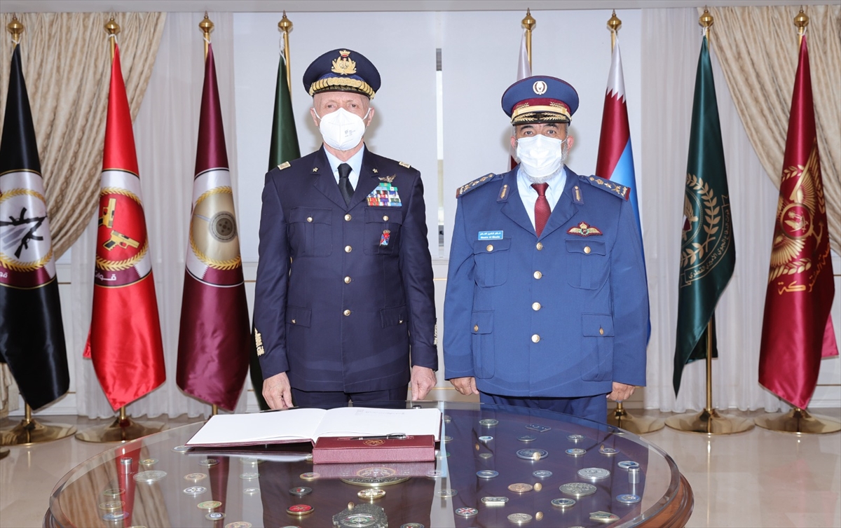 Katar ve İtalya genelkurmay başkanları, askeri iş birliğini görüştü