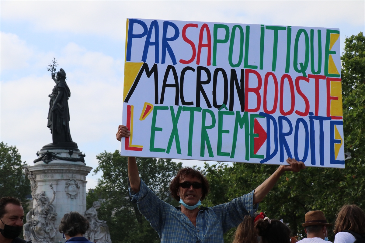 Fransa’da aşırı sağa karşı Özgürlük Yürüyüşü düzenlendi