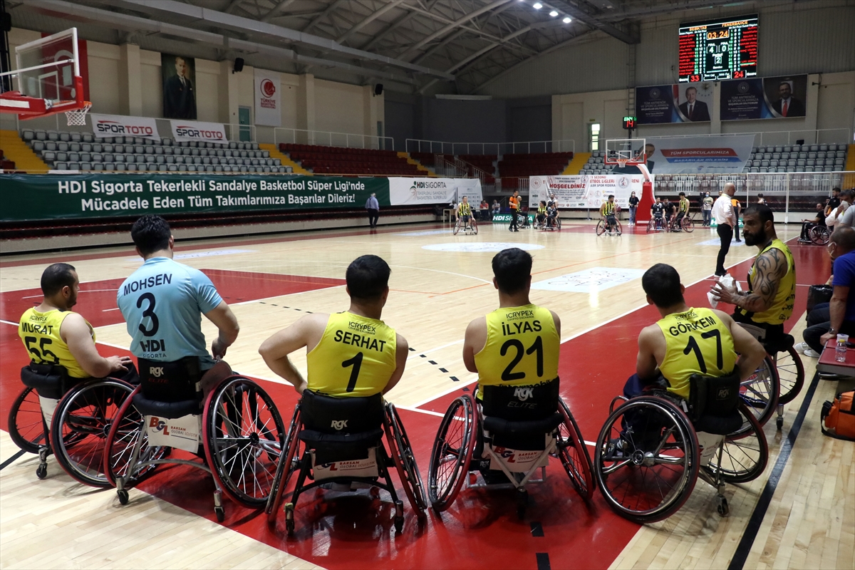 Tekerlekli Sandalye Basketbol Süper Ligi'nde ilk finalist İzmir Büyükşehir Belediyesi