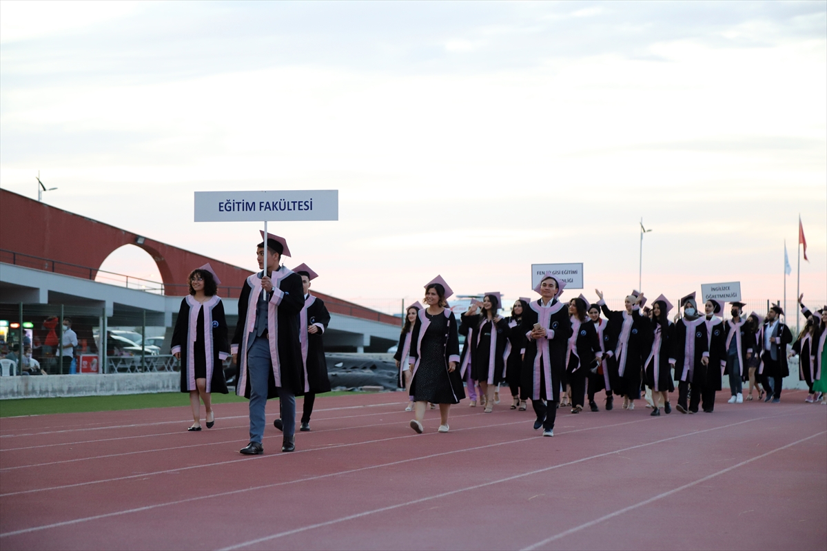Aksaray Üniversitesinde mezuniyet töreni düzenlendi