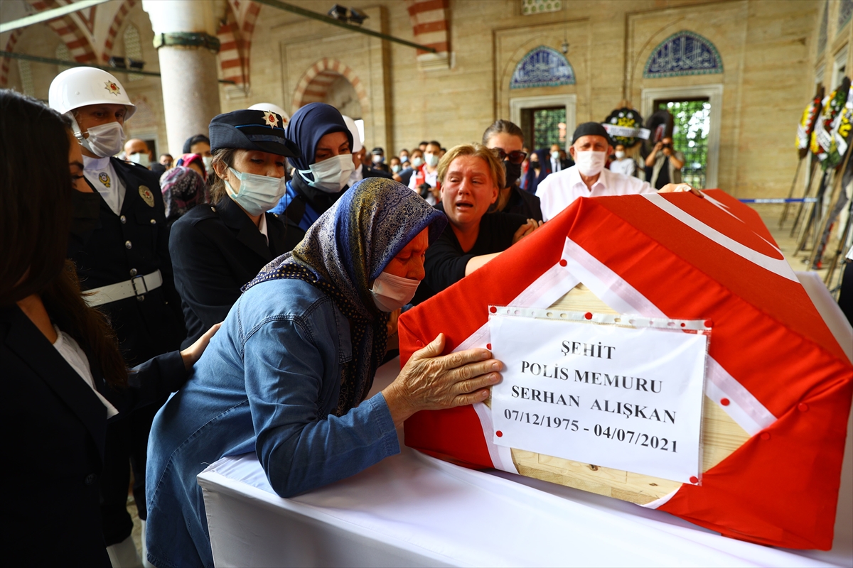 Şehit polis memurunun cenazesi Edirne'de toprağa verildi