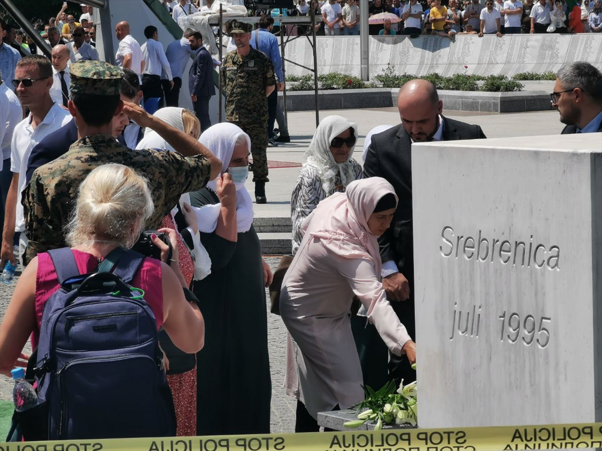 Cumhurbaşkanı Erdoğan, Srebrenitsa soykırımının 26. yılı anma törenine video mesaj gönderdi: