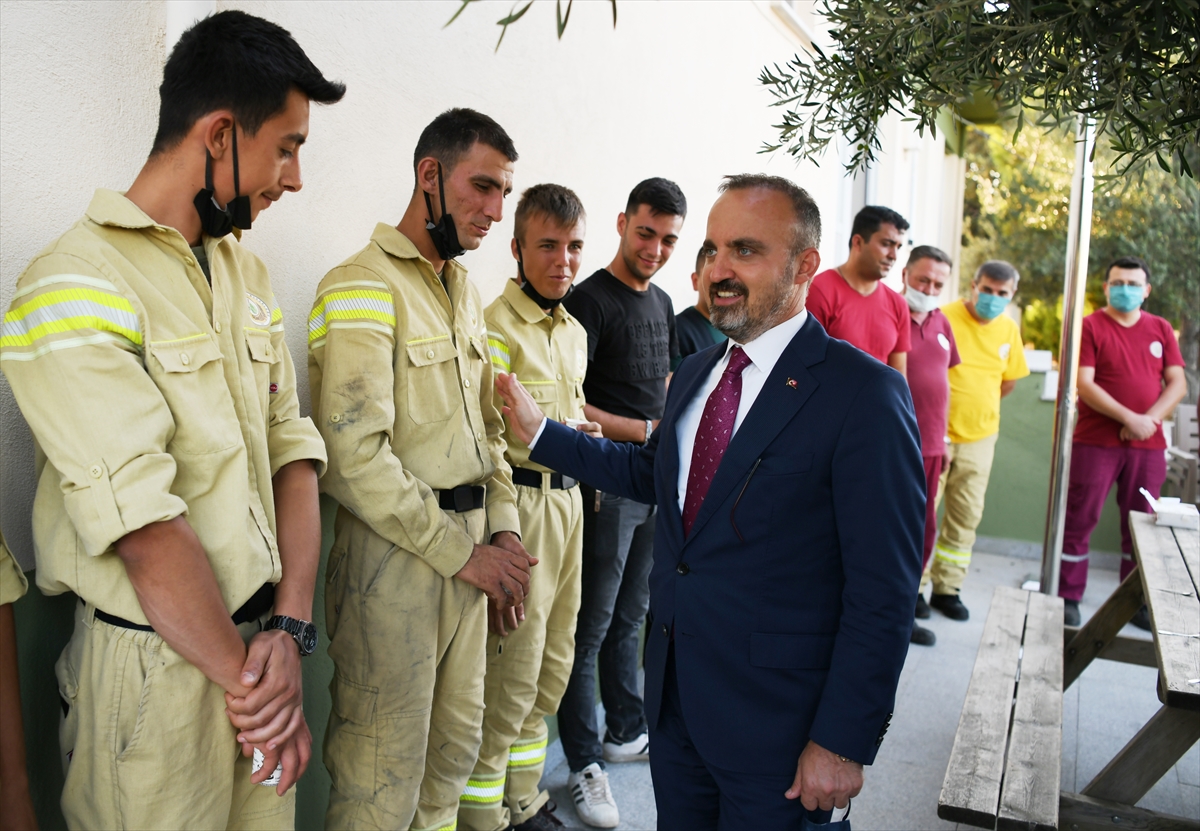 AK Parti Grup Başkanvekili Turan, Çanakkale'de Yangın Yönetim Merkezi'ni ziyaret etti: