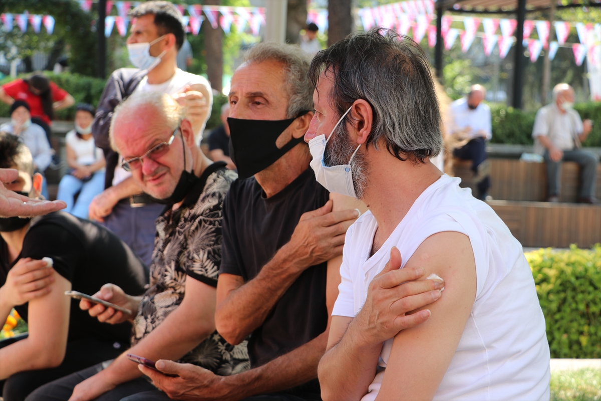 Günlük vaka sayısının 500'ü aştığı Trabzon'da Sağlık Müdürü Usta'dan kurallara dikkat edilmesi uyarısı: