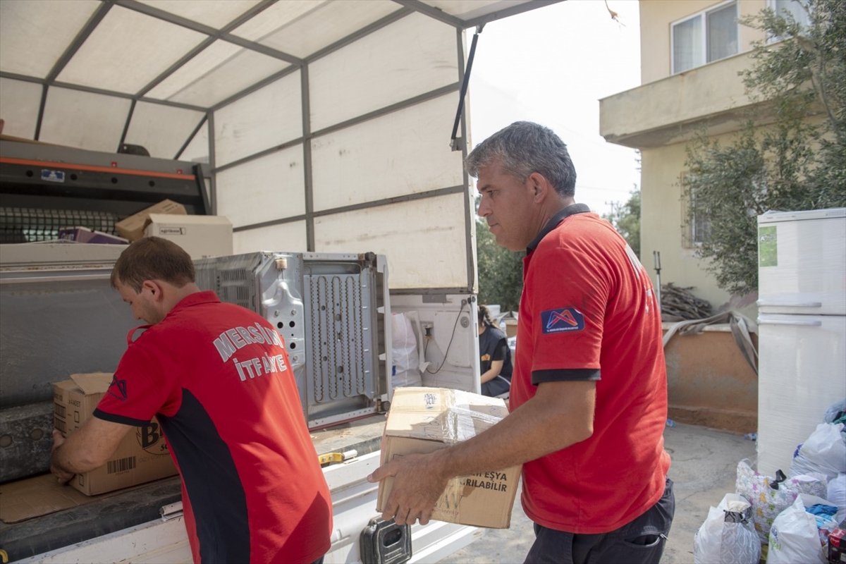 Mersin'deki orman yangınlarından etkilenen bölgelerde yaralar sarılıyor