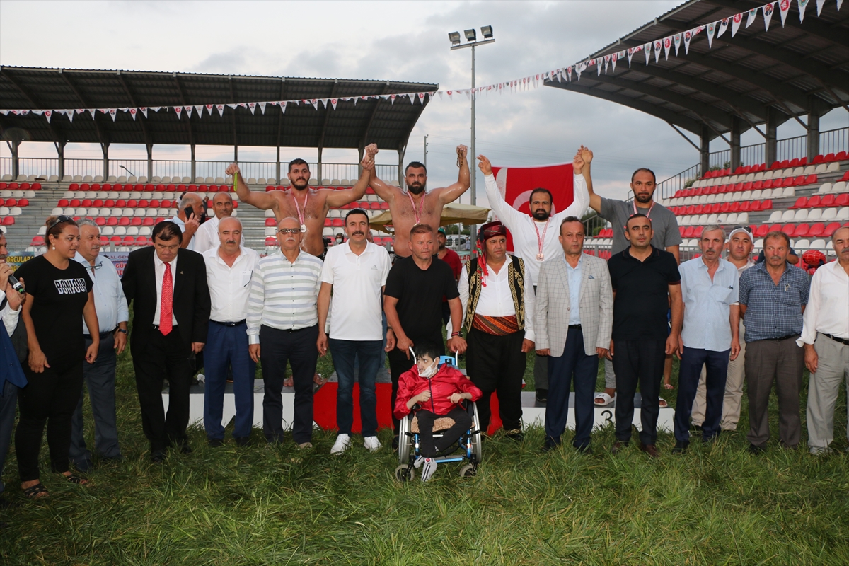 Samsun'da düzenlenen Yağlı Pehlivan Güreşleri'nde başpehlivan Fatih Atlı oldu