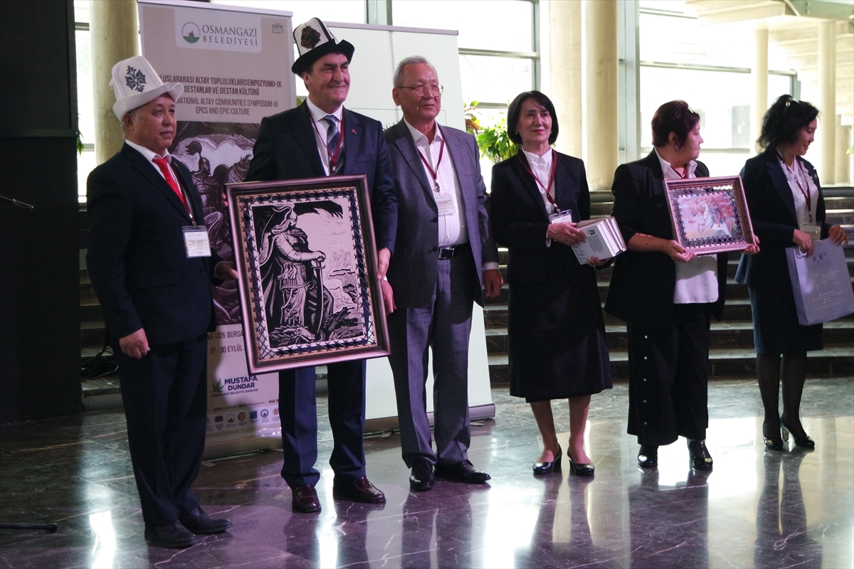 “9. Uluslararası Altay Toplulukları Sempozyumu” Bursa'da başladı