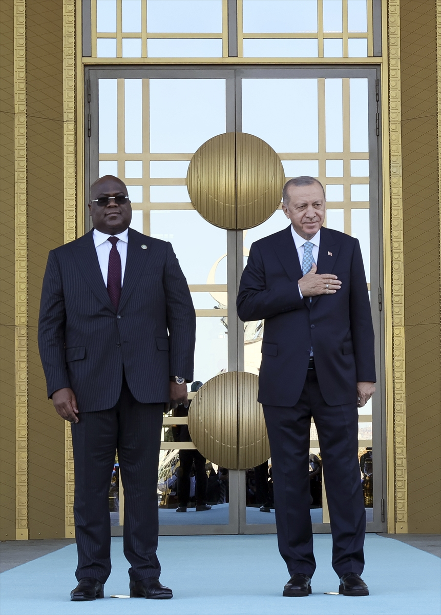 Cumhurbaşkanı Erdoğan, Kongo Demokratik Cumhuriyeti Cumhurbaşkanı Tshisekedi'yi resmi törenle karşıladı