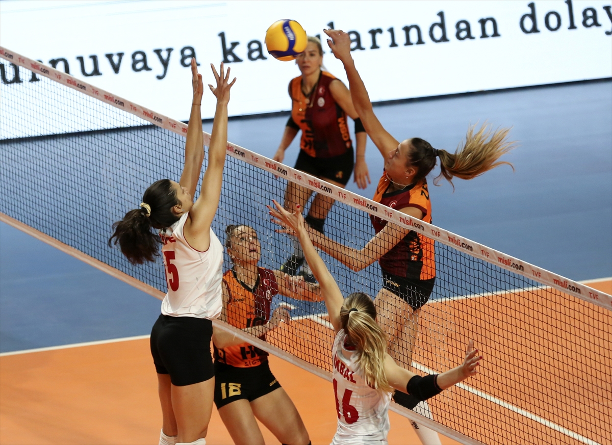 Voleybol: Hazırlık maçı