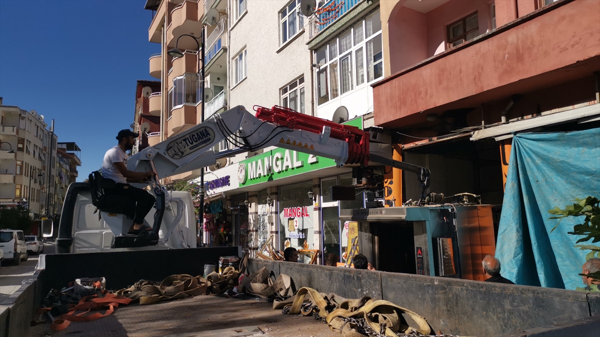 Malatya'da fırında meydana gelen patlama hasara neden oldu