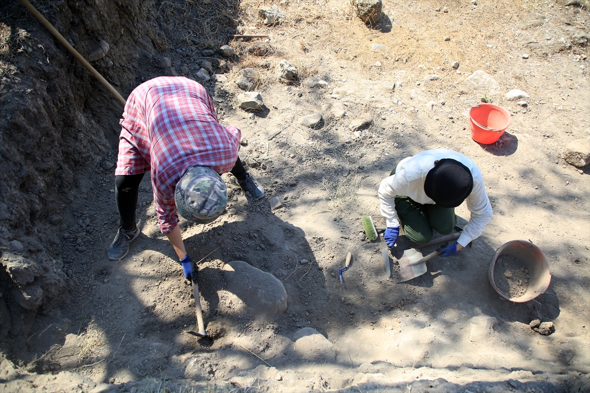 Mersin'deki Yumuktepe Höyüğü'nde Bizans dönemine ait depolama çukuru bulundu