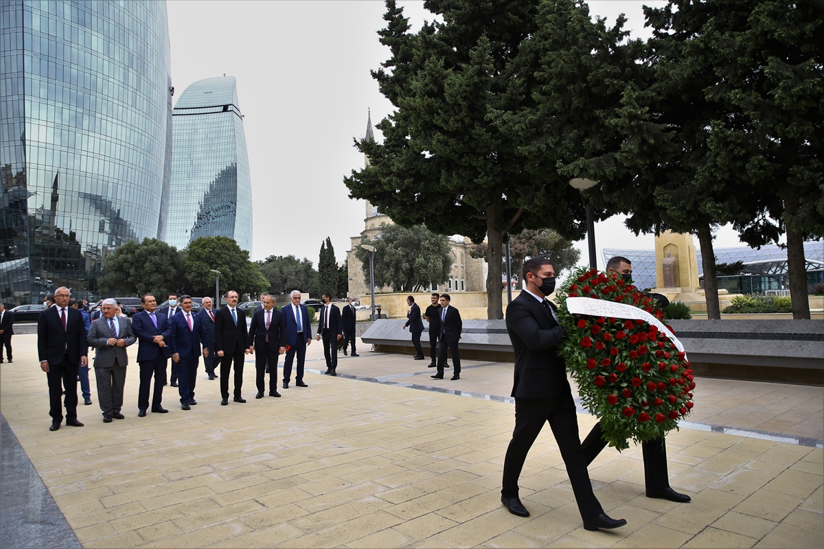 Ticaret Bakanı Muş: “Türkiye ve Azerbaycan'ın ticari ilişkilerini daha da geliştirmek istiyoruz”