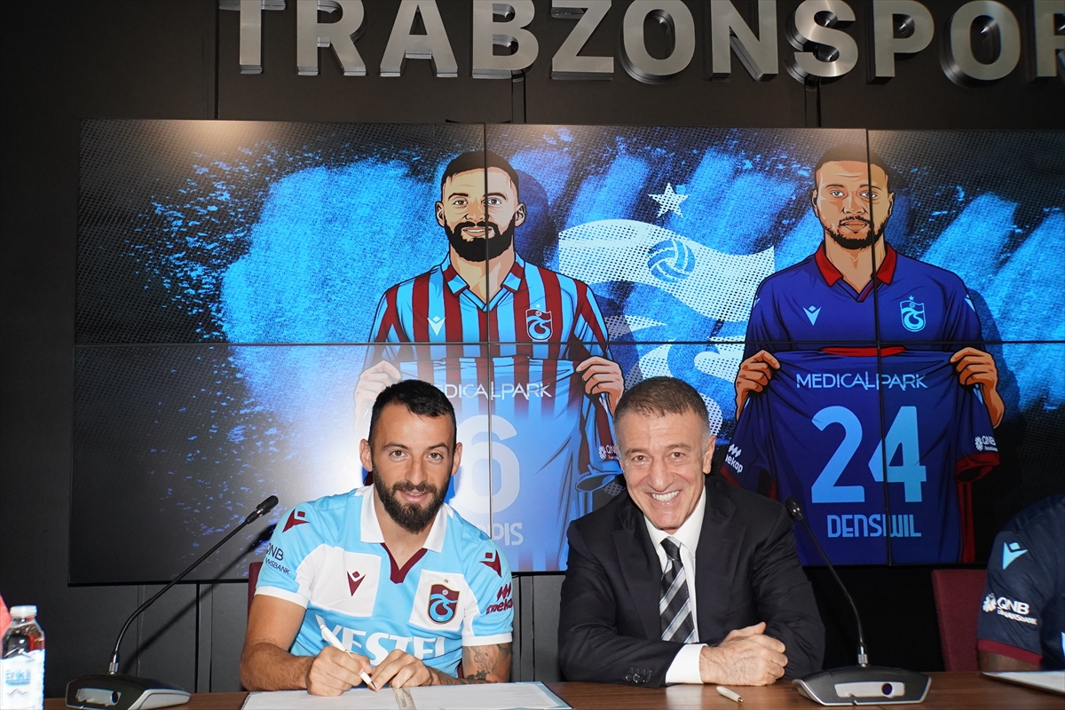 Trabzonspor'da Siopis ve Denswill için imza töreni düzenlendi