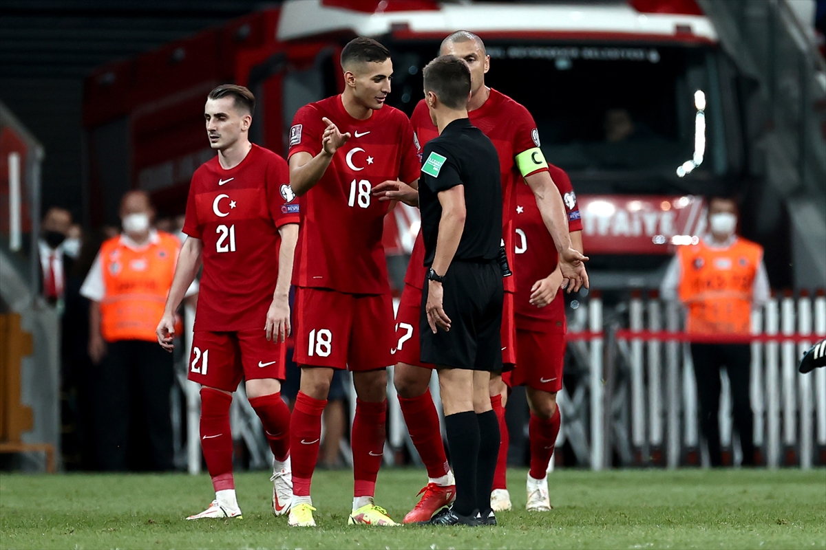 A Milli Futbol Takımı son dakikada galibiyeti kaçırdı