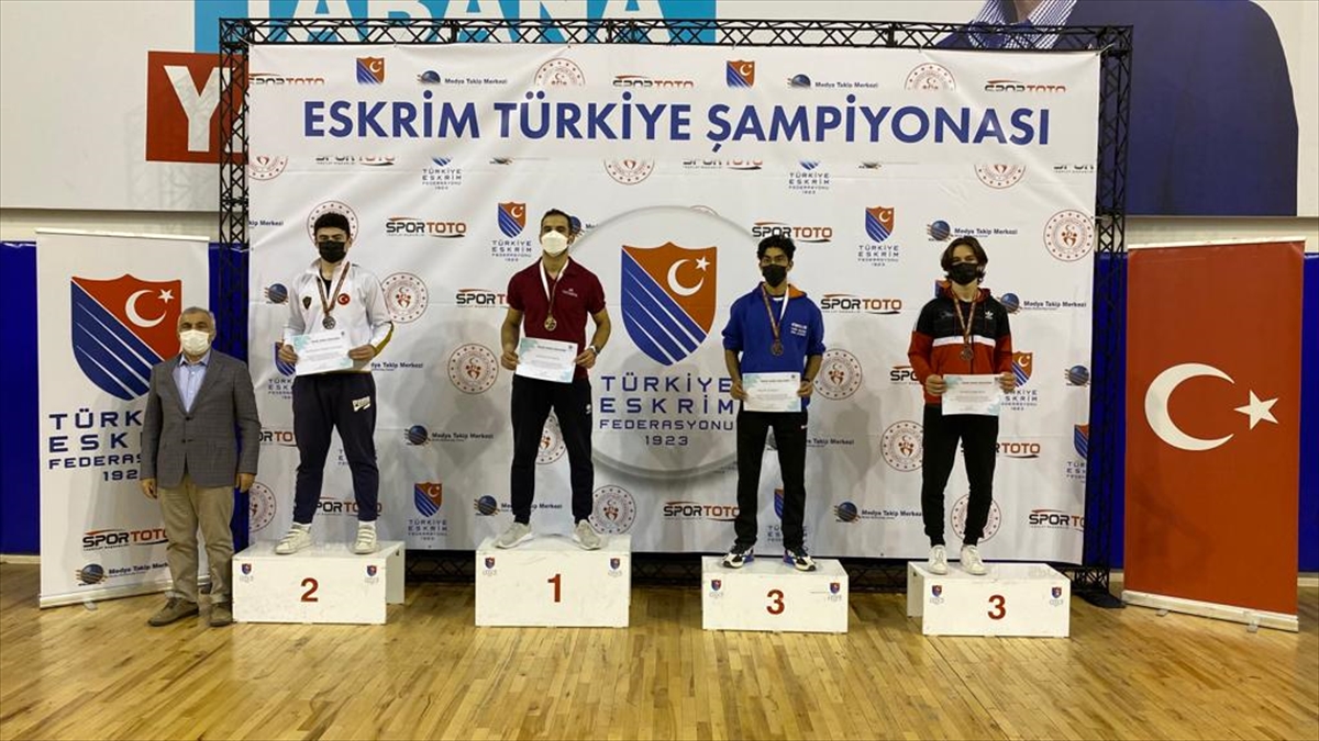 Eskrimde Kılıç Türkiye Şampiyonası Ankara'da yapıldı