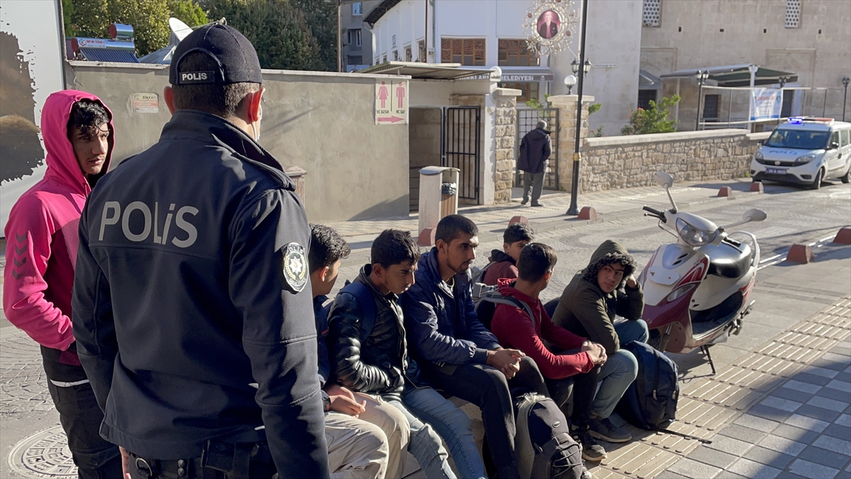 Kırklareli'nde 7 düzensiz göçmen yakalandı