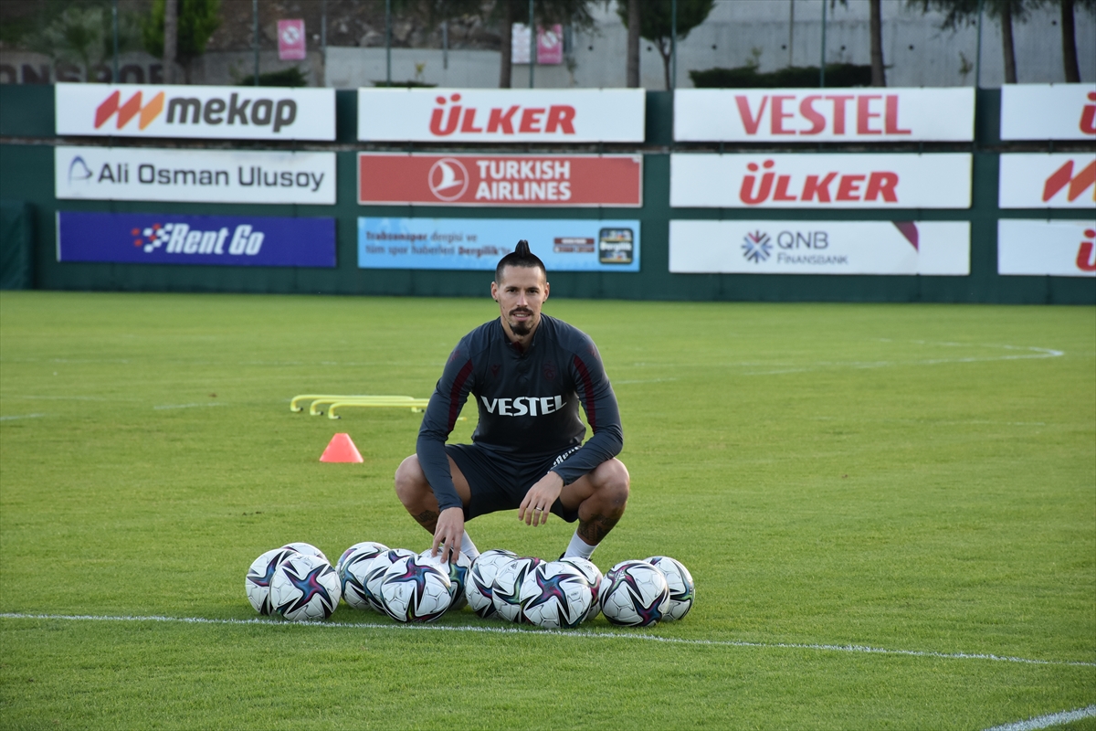 Trabzonspor'un tecrübeli oyuncusu Marek Hamsik, basın mensuplarına konuştu: