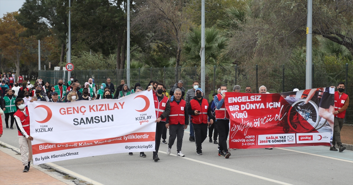Türk Kızılay gönüllüleri obeziteye dikkati çekmek için yürüdü