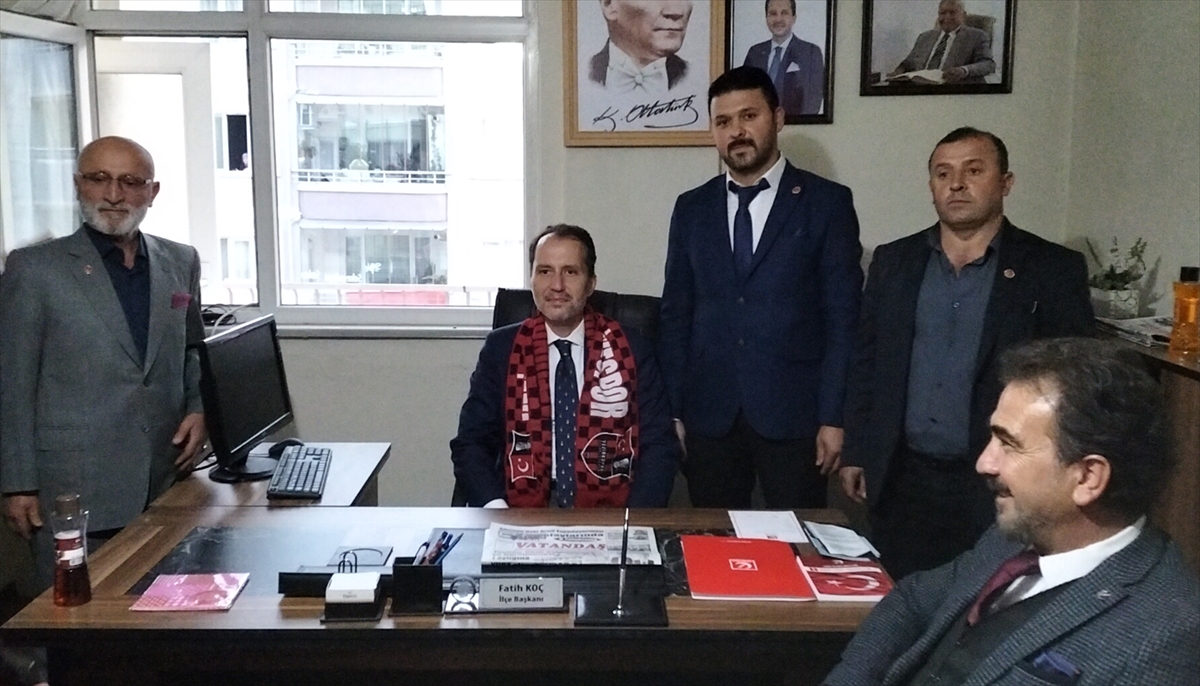 Yeniden Refah Partisi Genel Başkanı Erbakan, Samsun'da ziyaretlerde bulundu: