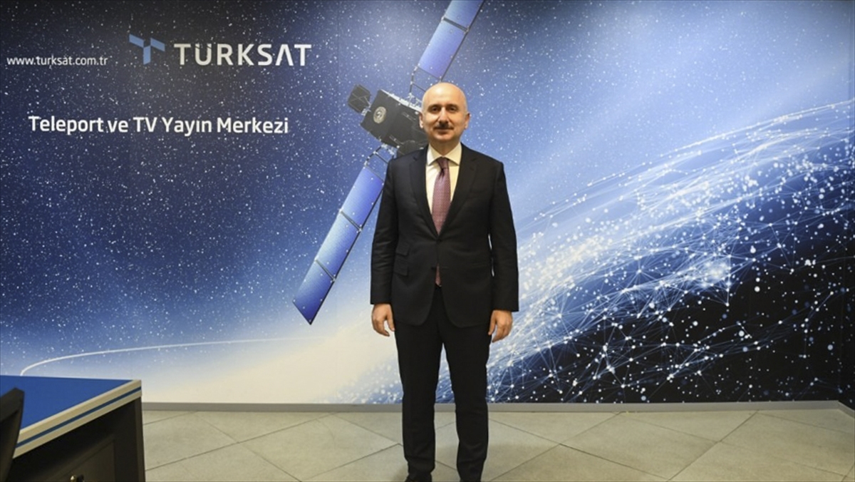 Bakan Karaismailoğlu Türksat 5B uydusunun aralık sonunda fırlatılacağını duyurdu: