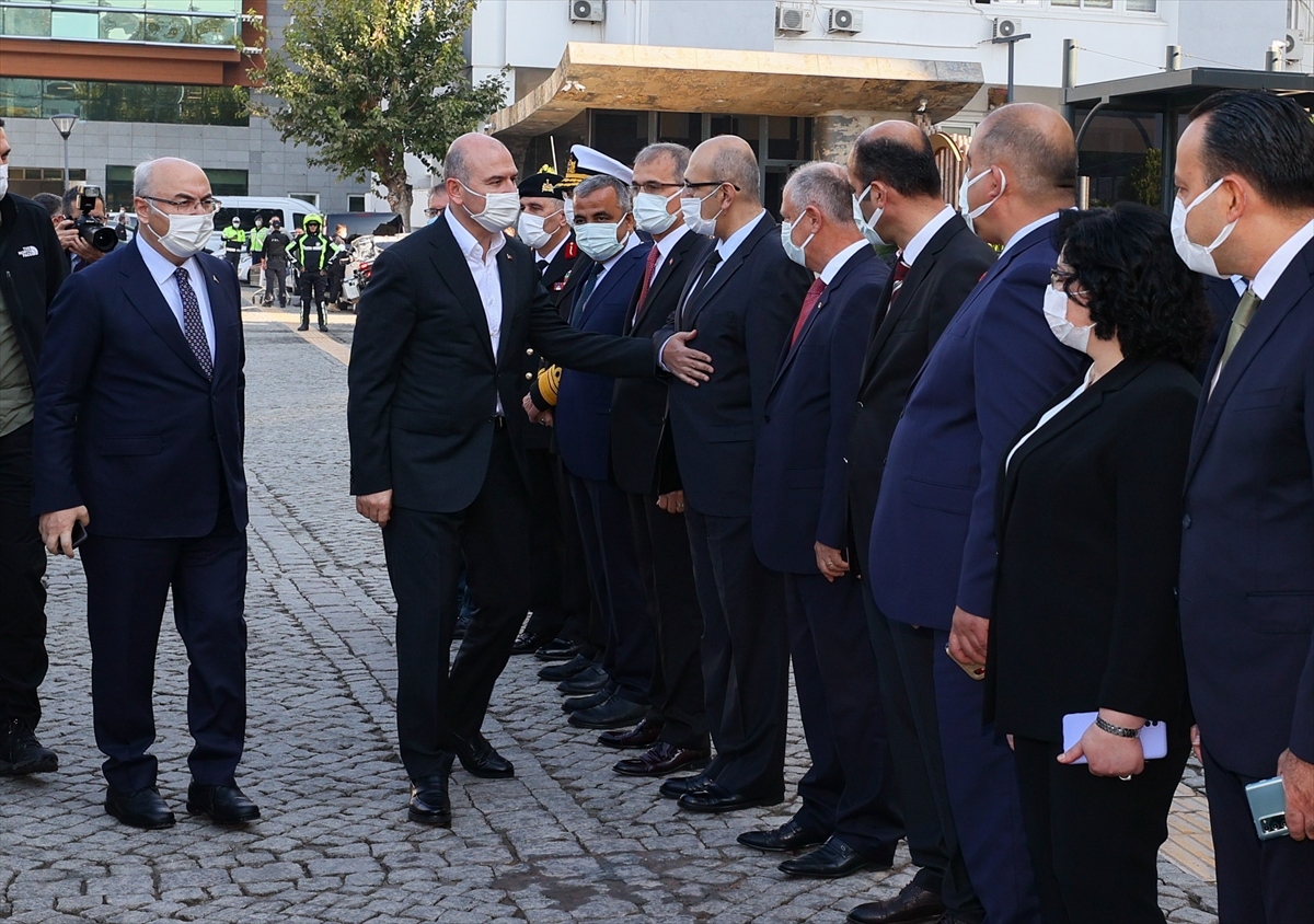 İçişleri Bakanı Süleyman Soylu, İzmir'de güvenlik toplantısına katıldı