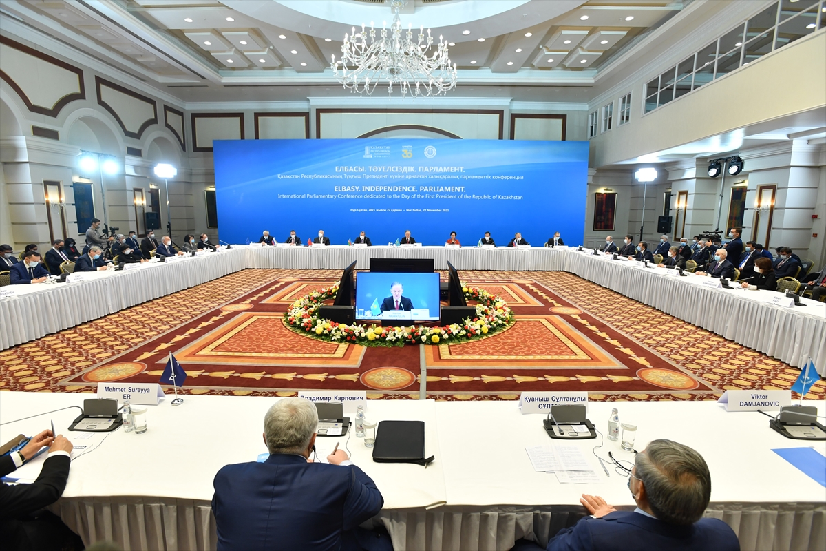Kazakistan’da Uluslararası Parlamento Konferansı düzenlendi