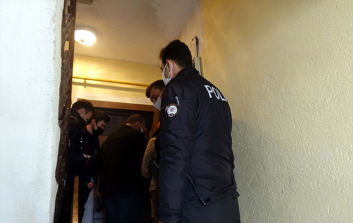 Kırıkkale'de eşi ve 2 çocuğunu rehin alan kişiyi polis ikna etti