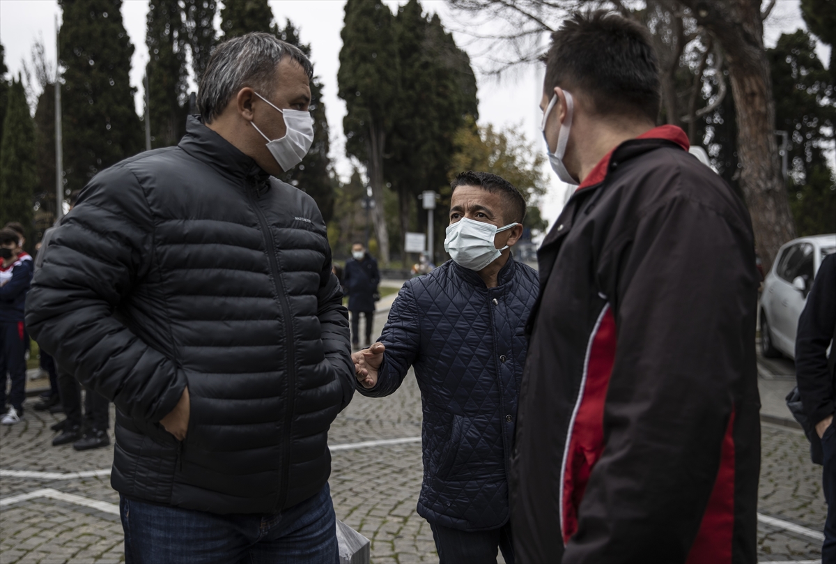 Naim Süleymanoğlu vefatının 4. yılında kabri başında anıldı