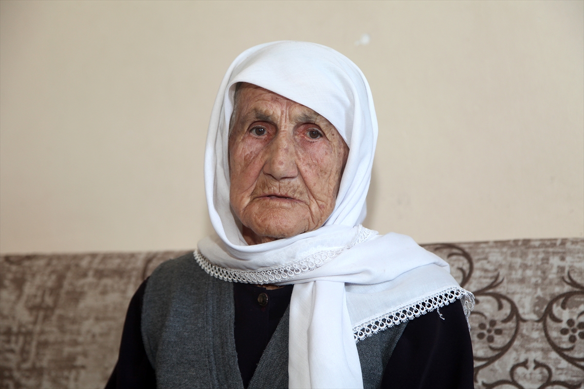 Vatan hasreti sona eren Ahıska Türkleri geleneklerine göre yaşamanın huzuru içinde