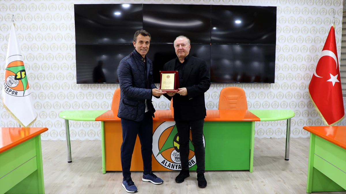 Alanyaspor'da Bülent Korkmaz dönemi sona erdi