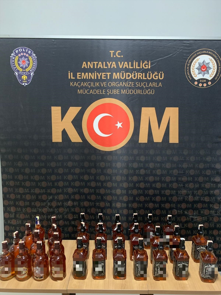 Antalya merkezli sahte içki operasyonunda 9 kişi gözaltına alındı