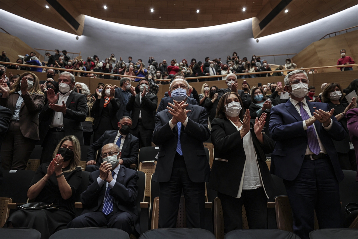 CHP Genel Başkanı Kılıçdaroğlu, Yunus Emre Yılı Özel Konseri'ni izledi