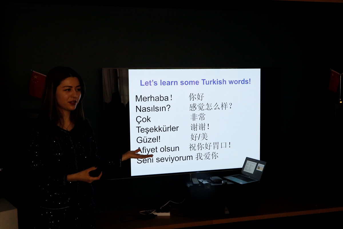 Pekin Yunus Emre Enstitüsü, Asya-Pasifik Uzay İş Birliği Örgütü çalışanlarını ağırladı