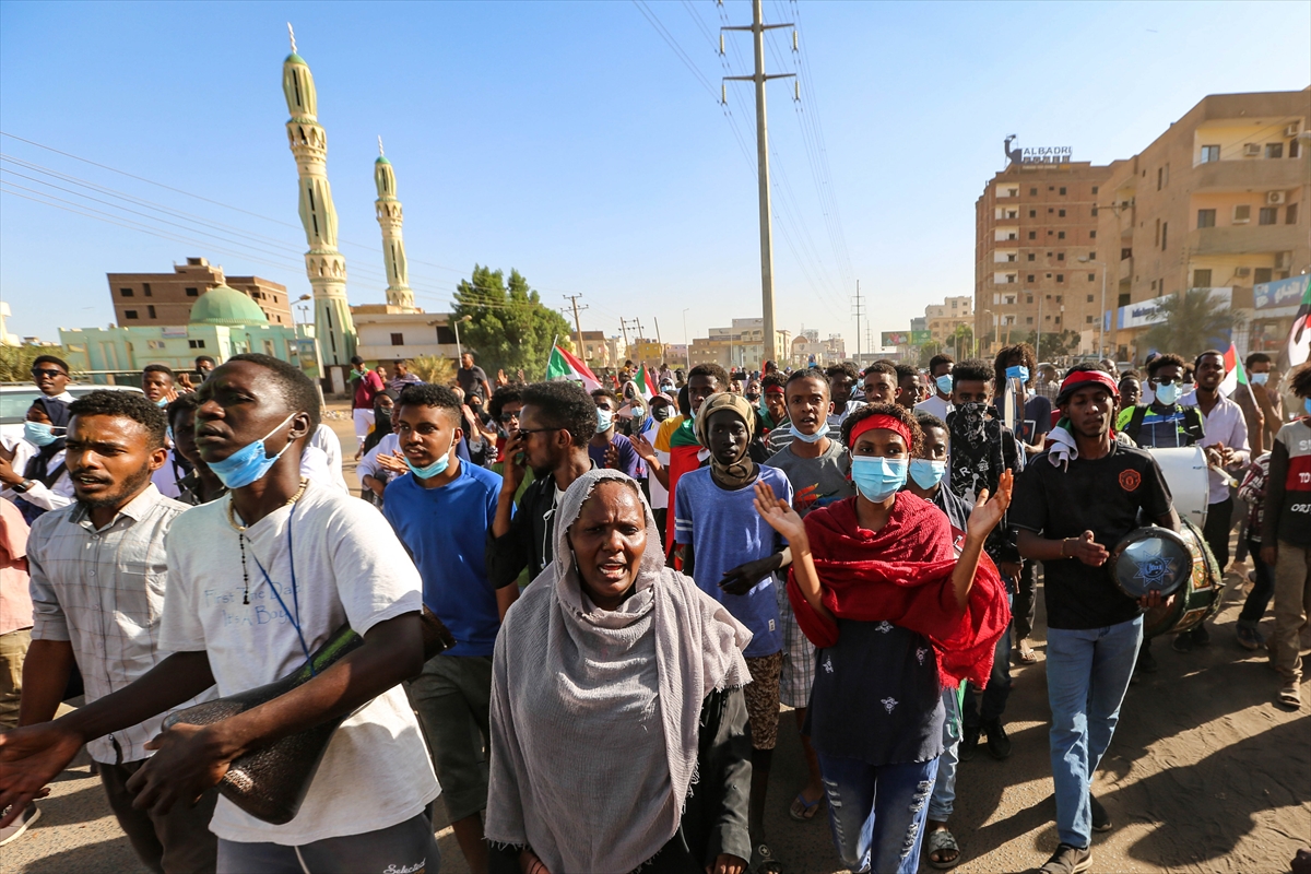 Sudan'da siyasi anlaşma karşıtı gösteriler düzenlendi