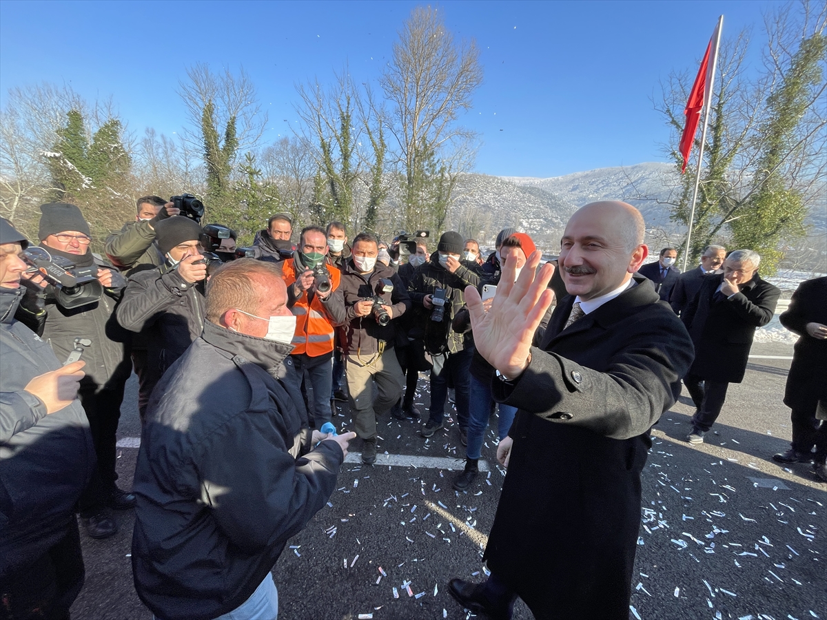 Ulaştırma ve Altyapı Bakanı Karaismailoğlu, Karabük'te köprü açılışına katıldı: