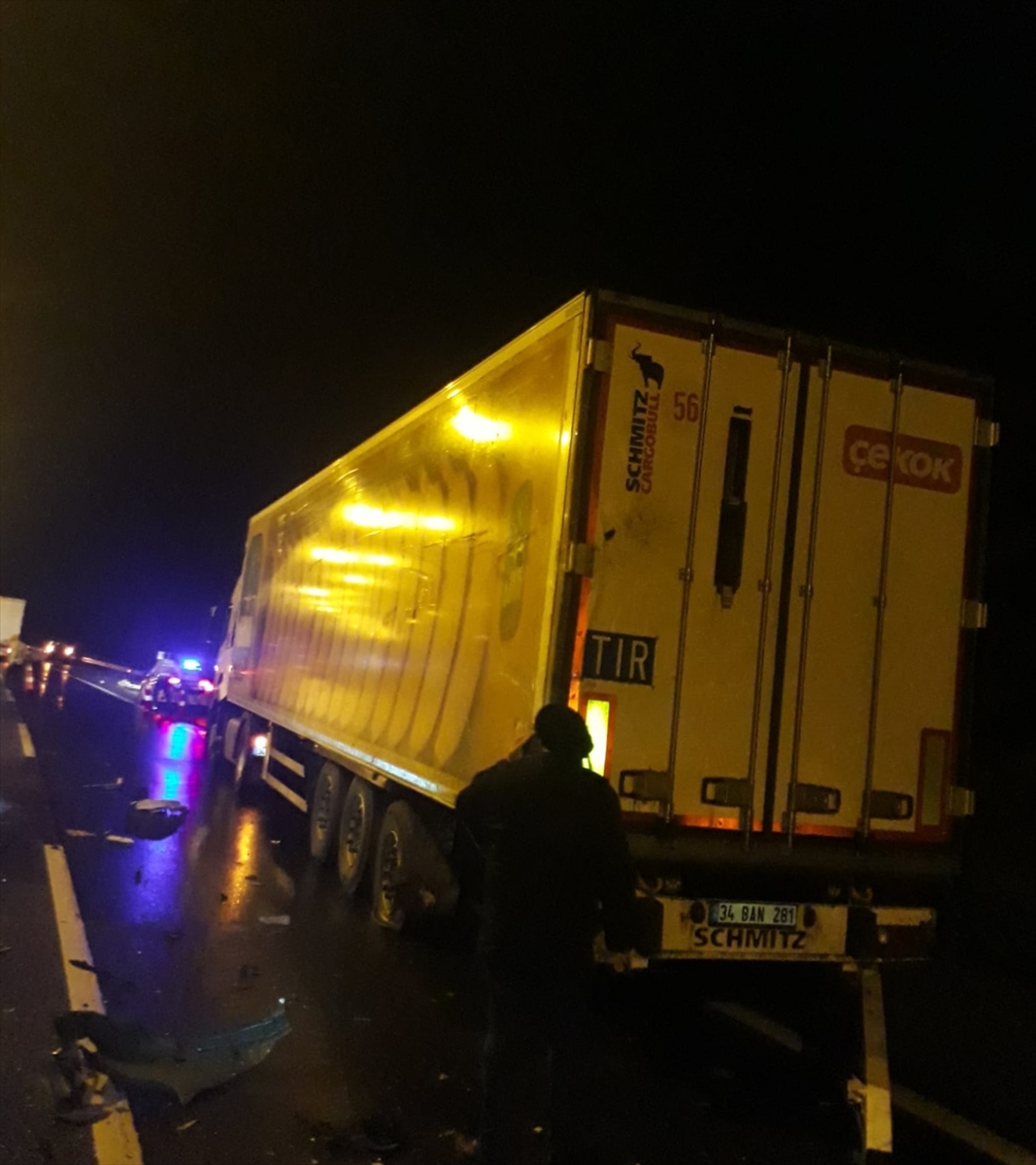 Mersin'de zincirleme trafik kazasında 14 kişi yaralandı