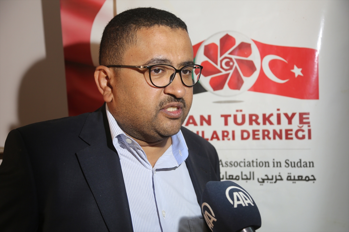 Sudan Türkiye Mezunları Derneğinde Türkiye Bursları tanıtıldı