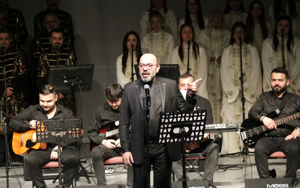 Antakya Medeniyetler Korosu Kayseri'de konser verdi