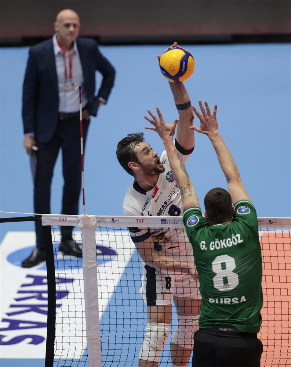 Voleybol: AXA Sigorta Efeler Ligi