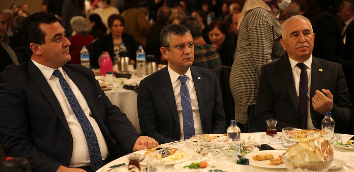 CHP Grup Başkanvekili Özel, Sivas'ta gündemi değerlendirdi: