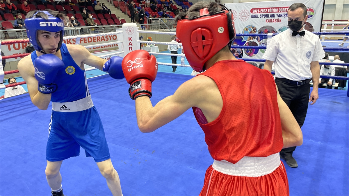 Gençler B Türkiye Boks Şampiyonası Karabük'te başladı