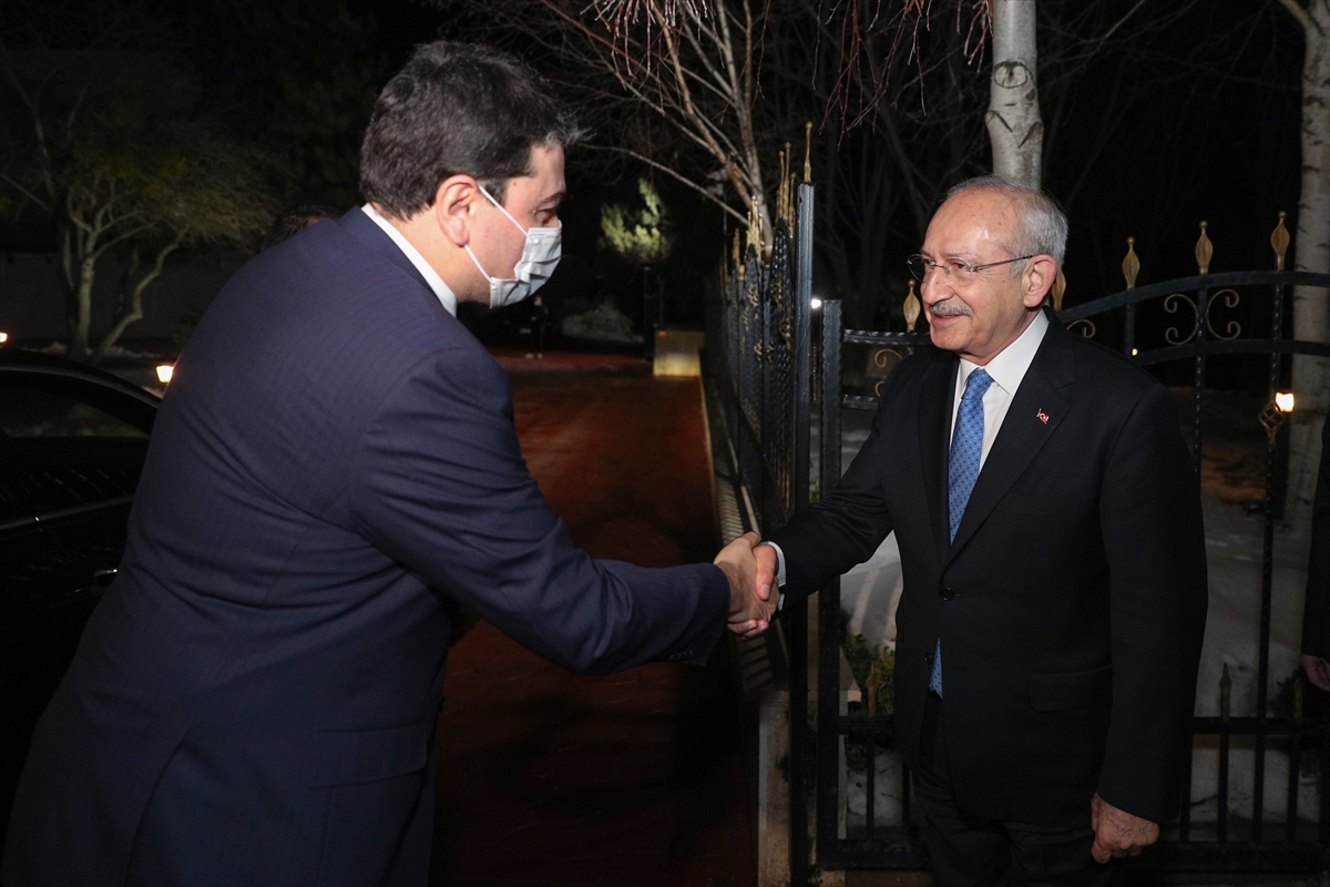Kılıçdaroğlu'nun daveti üzerine 6 muhalefet partisi genel başkanı bir araya geldi