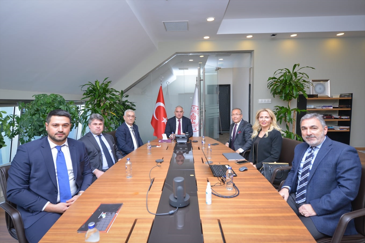 Kültür ve Turizm Bakanı Ersoy, Türkiye Tenis Federasyonu yönetimini ağırladı