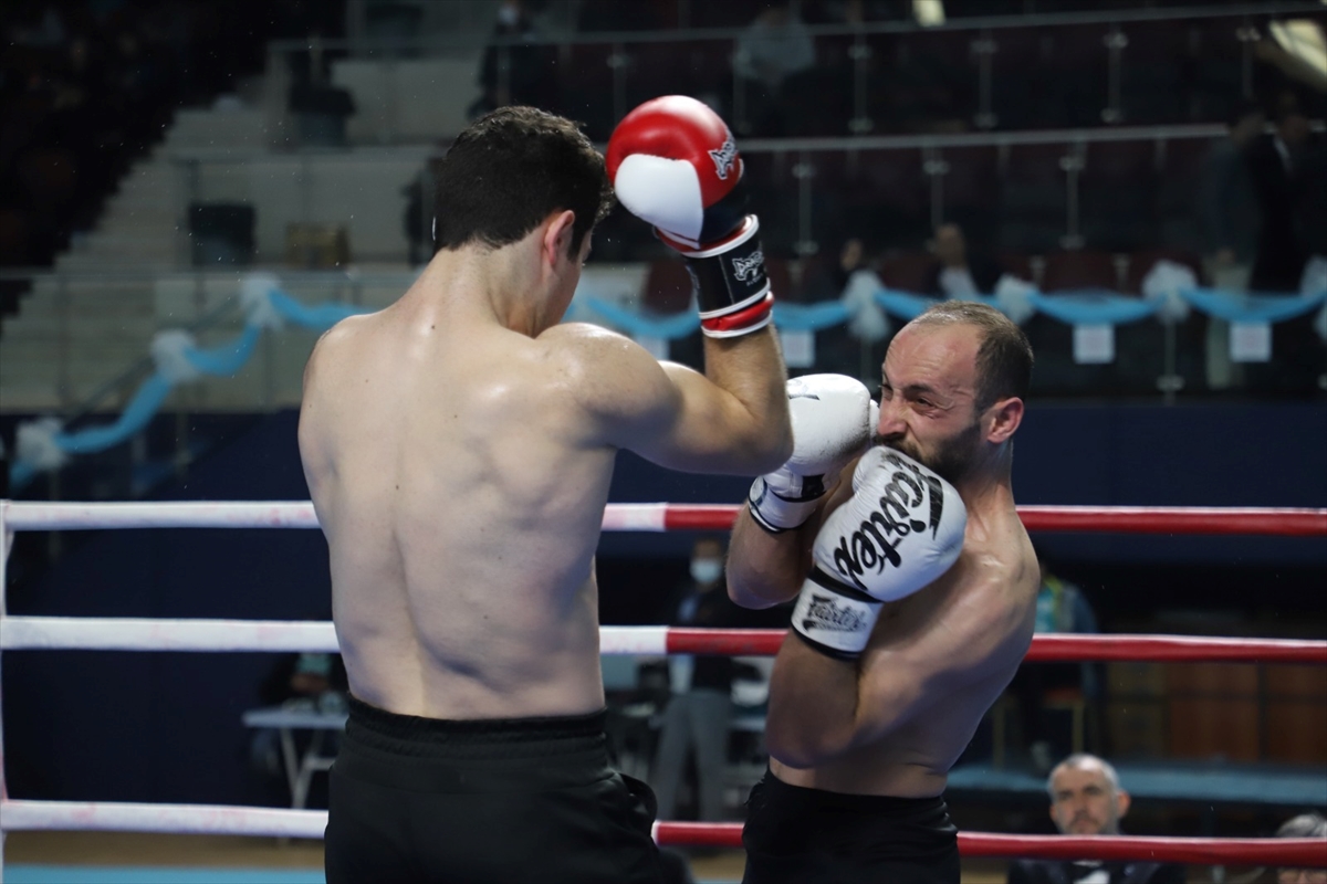 Türkiye Profesyonel Kick Boks Şampiyonası Kocaeli'de başladı