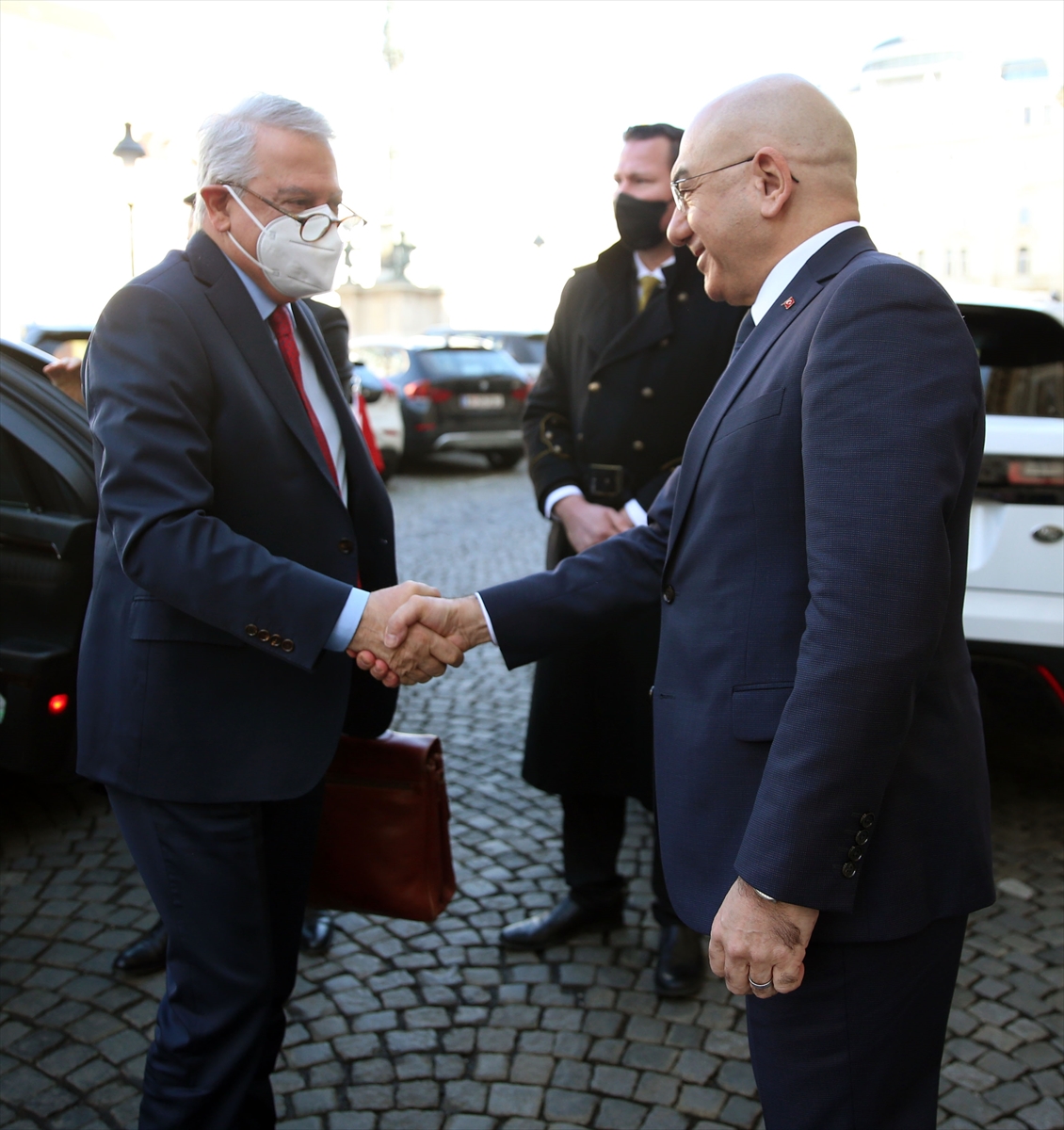 Türkiye ve Ermenistan, müzakereleri tam normalleşme hedefiyle ön şartsız sürdürecek