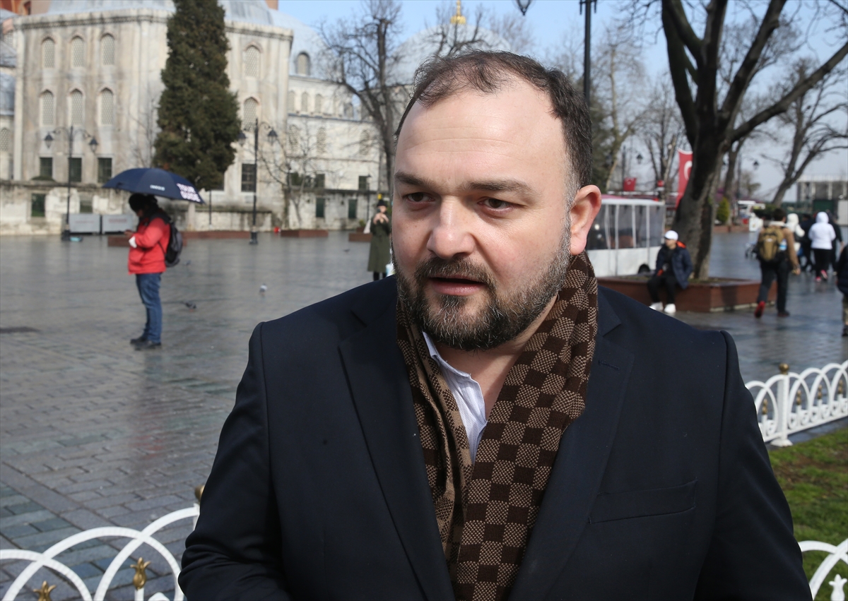 Babasını terör saldırısında kaybeden Nabi'den Ayasofya-i Kebir Camii'ne ziyaret